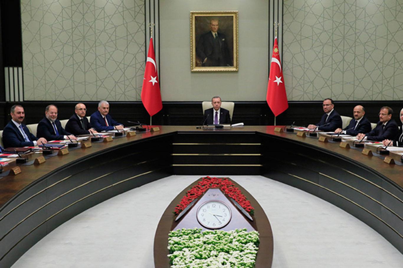 Cumhurbaşkanı Erdoğan seçim değerlendirme toplantısı yaptı
